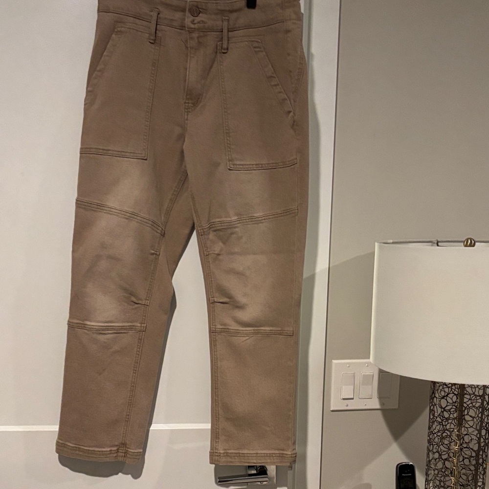 Dollhouse ladies  Cargo-Style Pants in Tan